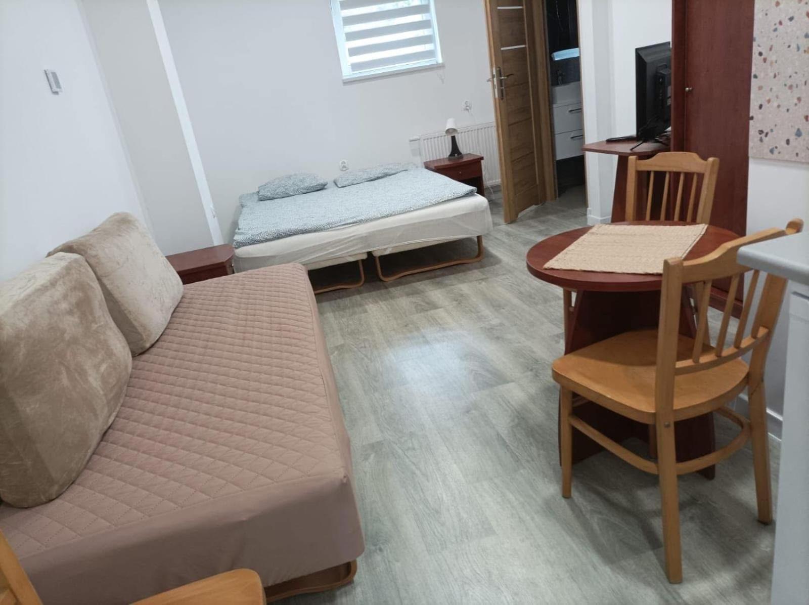 Zielony Zakatek - Apartamenty Nad Jeziorem Ostrowo Troszyn Exterior foto