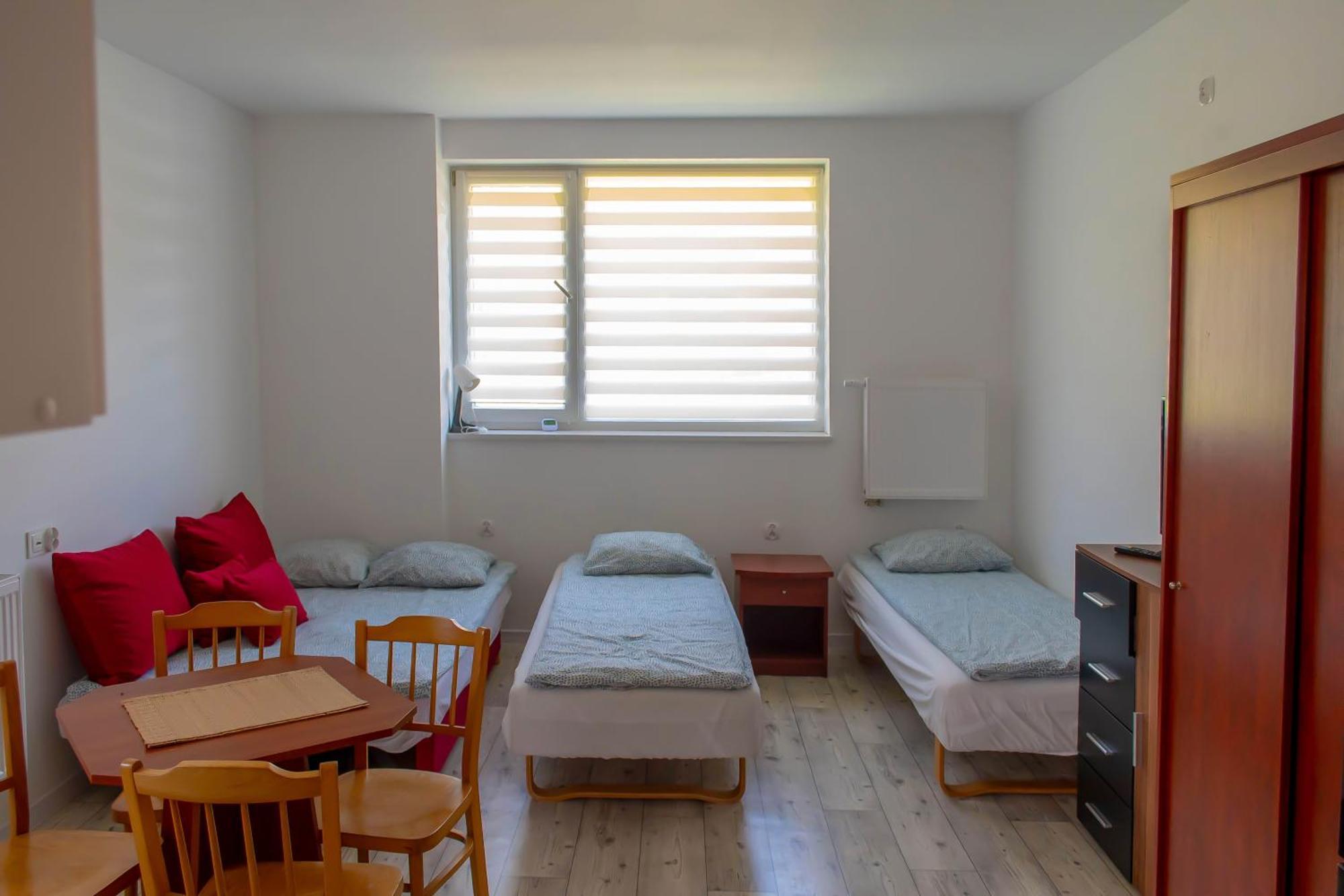 Zielony Zakatek - Apartamenty Nad Jeziorem Ostrowo Troszyn Exterior foto